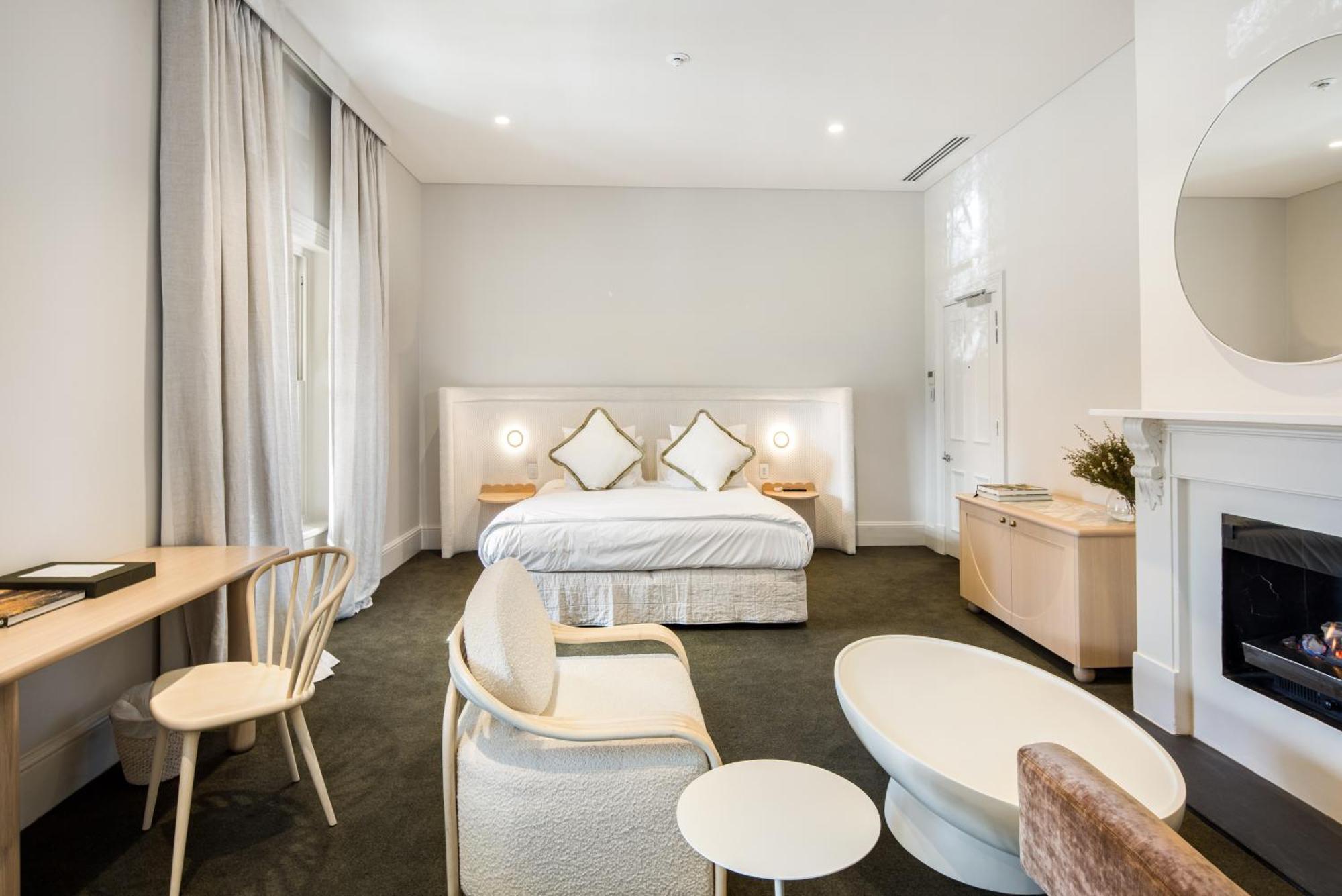 The Stirling Hotel Екстер'єр фото